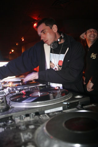 DJ am - 070