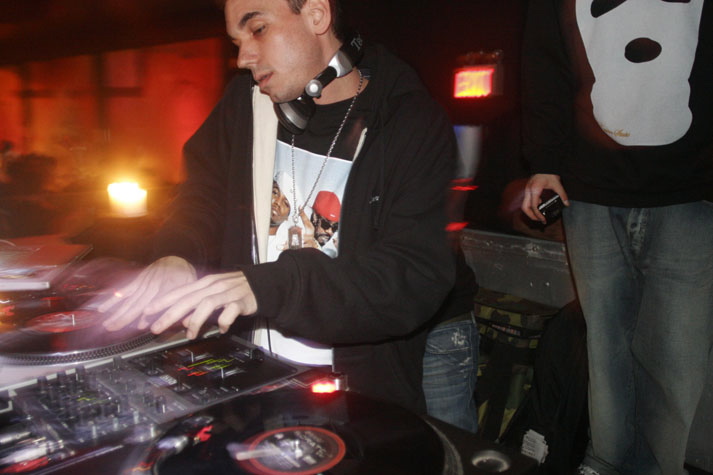 DJ am - 076